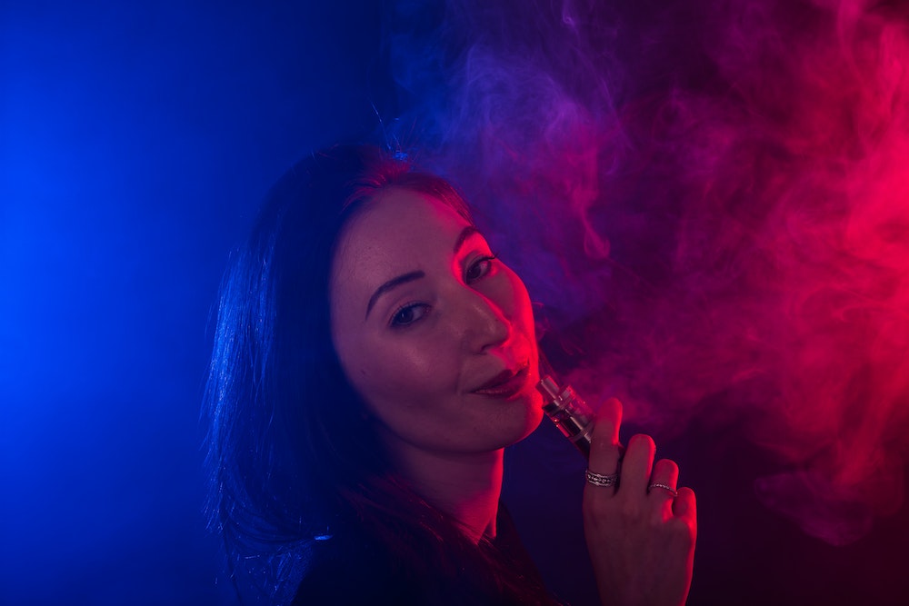 La réglementation et son impact sur le marché des cigarettes électroniques Puff