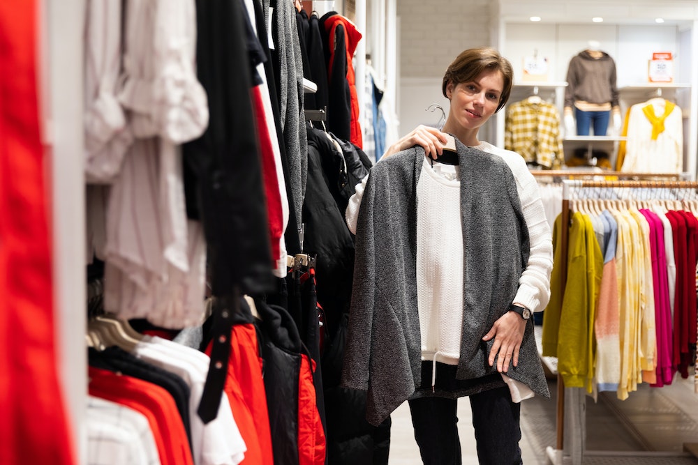 Les stratégies de communication de Jacquemus pour atteindre de nouveaux marchés
