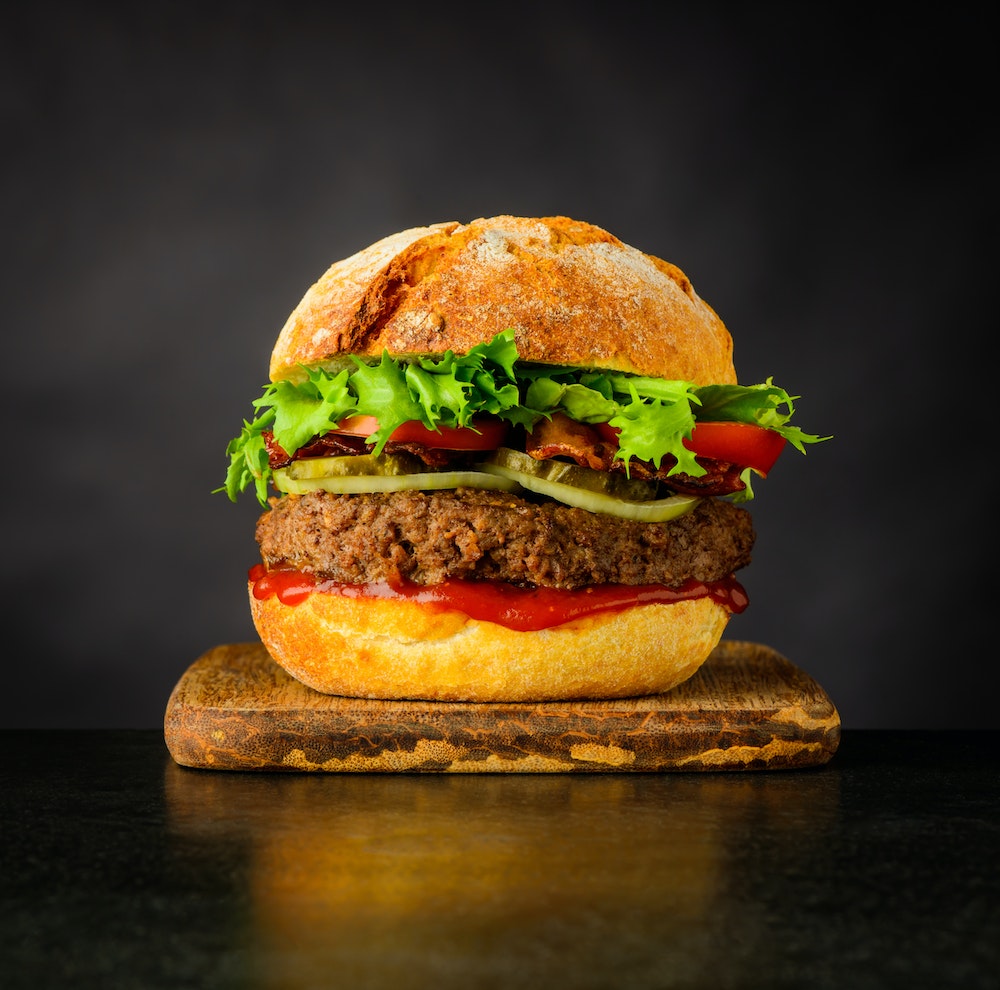 Lancer sa franchise de burger : le guide pour réussir votre projet entrepreneurial